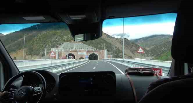 Zigana Dağı’nın çilesi yeni tünelle bitti, dolmuş seferleri arttı