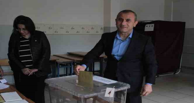 Ordu sandık başında