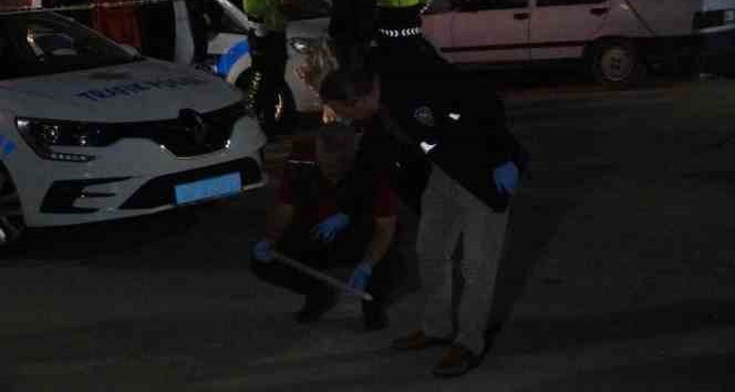 Husumetli ailelerin kavgasında ortalık savaş alanına döndü: 4 yaralı