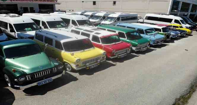 20 yıl önce minibüs satın aldı, klasik araç koleksiyoncusu oldu