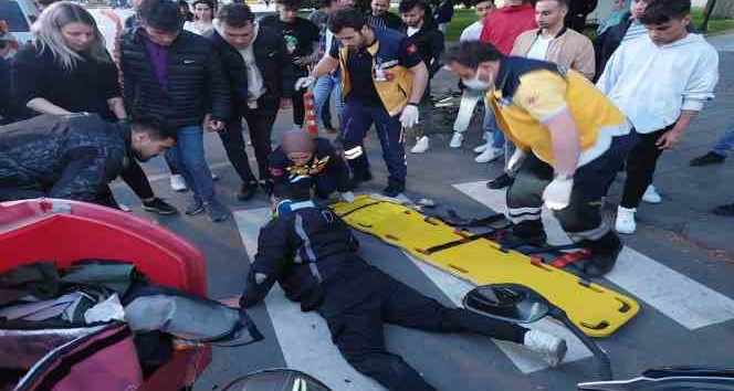 Zonguldak‘ta otomobil motorlu kuryeye çarptı