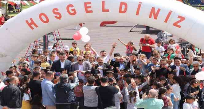 Yalova Belediyesi’nden Seyrantepe’ye 800 metrekare oyun parkı