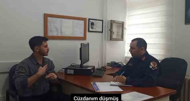 Jandarmaya işaret dili eğitimi