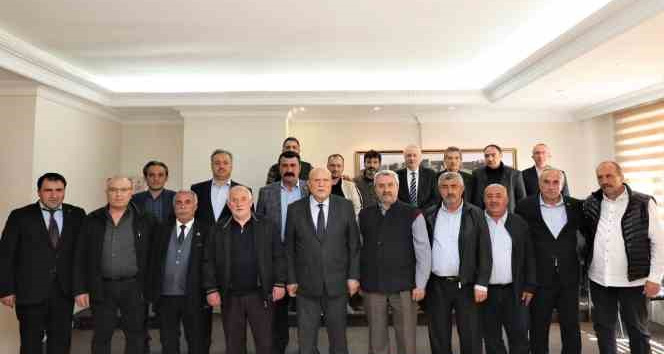 Başkan Pekmezci, muhtarların taleplerini dinledi