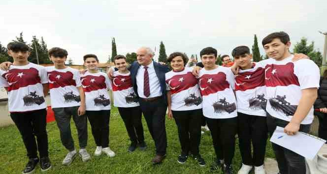 Derince’de 19 Mayıs coşkusu erken başladı