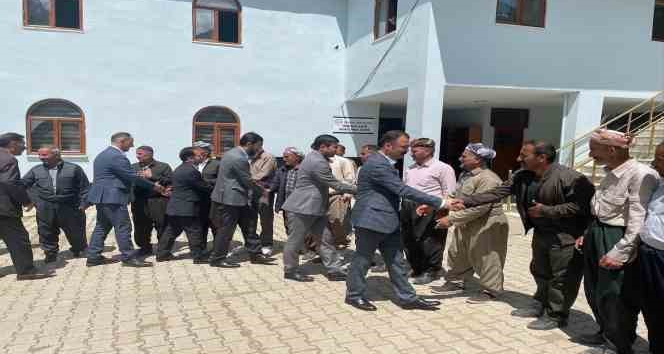 Kaymakam Ateş okul inşaatında incelemelerde bulundu
