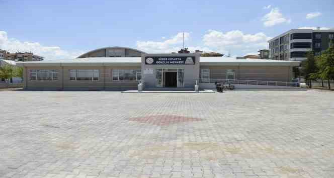 Siber Isparta Gençlik Merkezi teknolojide donanımlı gençler yetiştirecek