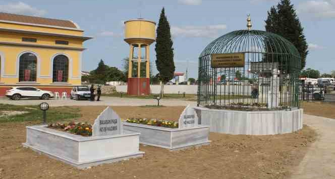 Fatih Sultan Mehmed’in Hocası Muhammed Bin Kutbüddîn- İznikî hazretlerinin kabri türbe haline getirildi