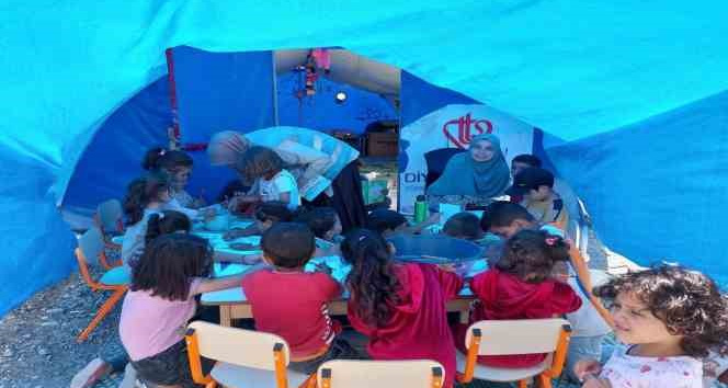 Afyonkarahisar İl Müftülüğü deprem bölgesinde yardım faaliyetlerini sürdürüyor
