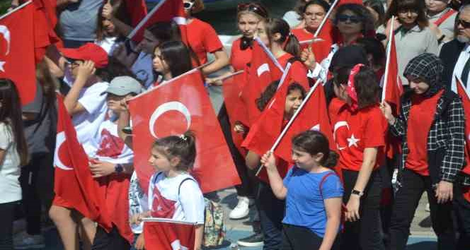 Fethiye’de 19 Mayıs törenine yoğun katılım oldu