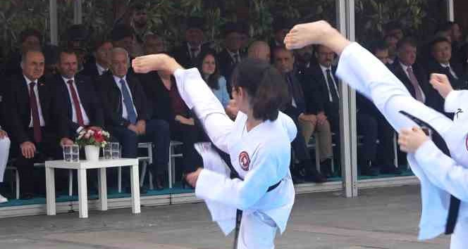 Yalova’da 19 Mayıs coşkuyla kutlandı