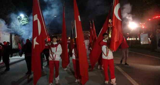 Uşak’ta “Fener Alayı” yürüyüşü gerçekleşti