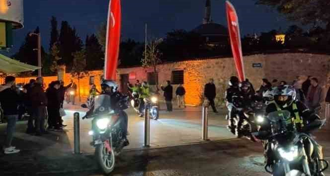 Kocaeli’de 19 Mayıs motosiklet konvoyu eşliğinde kutlandı