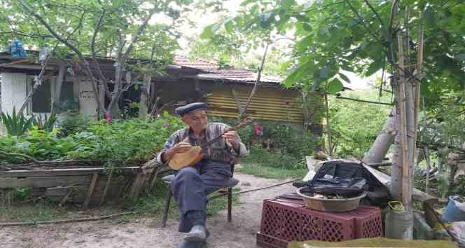 ‘Muhtar mı oldun Kezban Yenge’  türküsünün mimarı Durmuş Yıldırım hayatını kaybetti