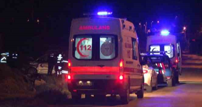 Edirne’de mültecileri taşıyan araç kaza yaptı: 1 ölü, 10 yaralı