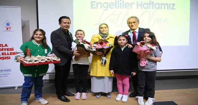 Tuzla Belediyesi, İşitme Engelliler Okulu’na uygulama sınıfı açtı