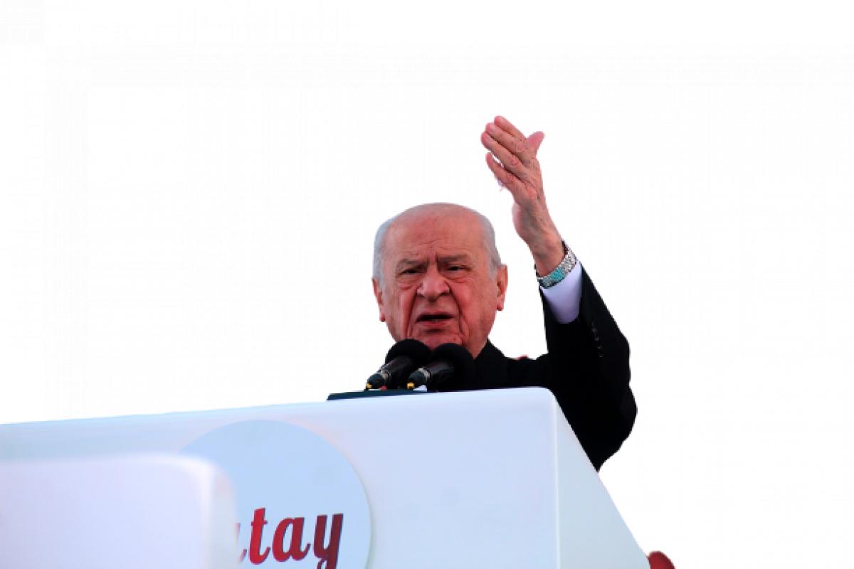 MHP Lideri Bahçeli: &#039;Parlamenter sisteme tekrar dönüş memleketi felakete sürükleyiştir&#039;