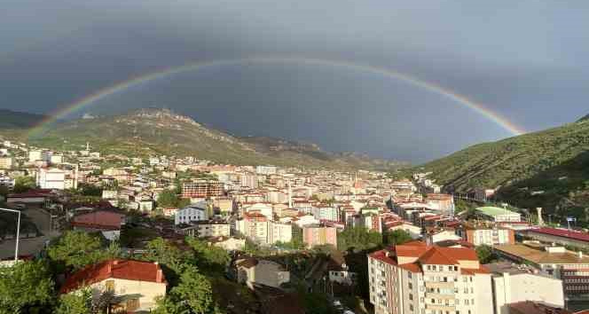 Gümüşhane semalarında gökkuşağı güzelliği