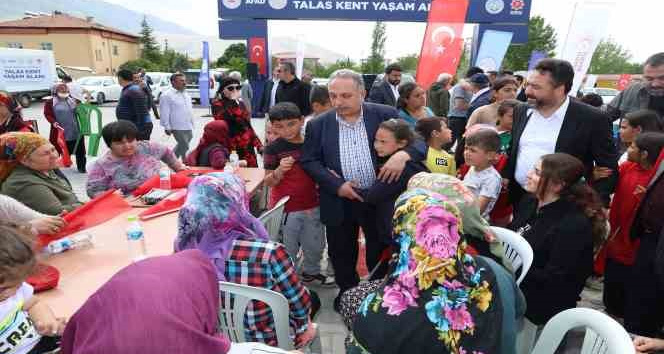 Talas’tan Elbistan’a dayanışma ziyareti