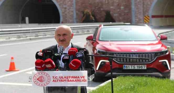 Bakan Karaismailoğlu: “Yeni Zigana Tüneli’ni 3 Mayıs’tan itibaren 100 binin üzerinde araç kullandı”