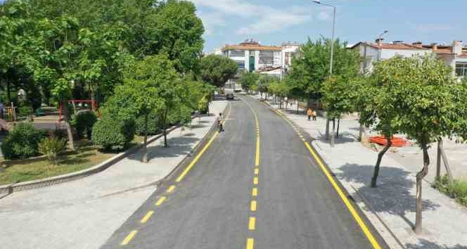 Aydın Büyükşehir Belediyesi Efeler Evliya Çelebi Caddesi’ni yeniledi
