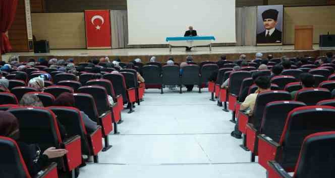 Necip Fazıl Kısakürek’i anma programı düzenlendi