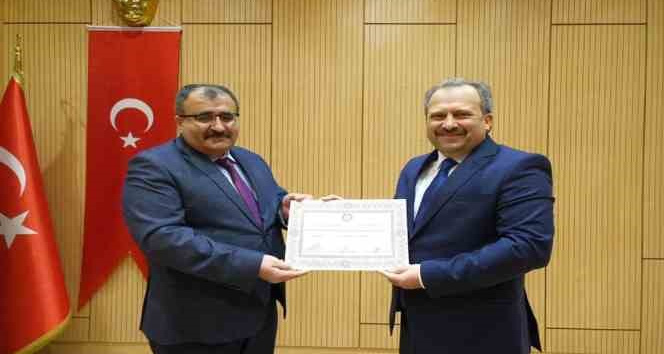 28. Dönem Kastamonu milletvekilleri mazbatalarını aldı