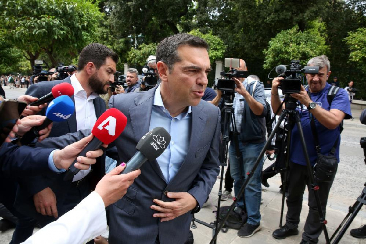 Yunanistan&#039;da ana muhalefet lideri Çipras hükümet kurma görevini reddetti