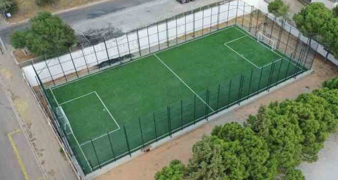 Gençlik ve Spor Bakanlığı’ndan Salihli’ye 4 yeni halı saha müjdesi