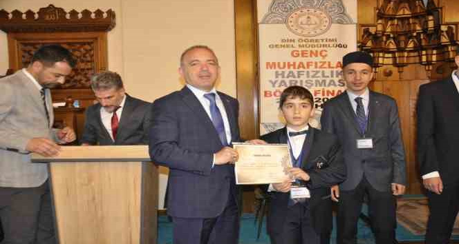 Hafızlık BölgeYarışması’nda Birinci Tortum’dan