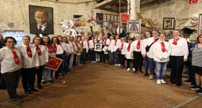 Cumhuriyetin 100’üncü yılında “Yüzde Yüz Sanat” sergisi açıldı