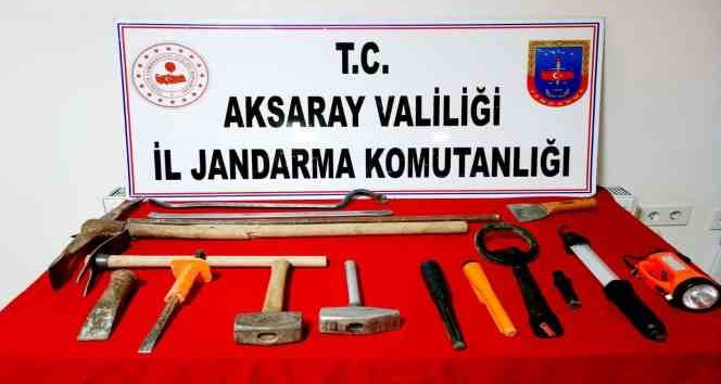 Aksaray’da definecilere jandarma baskını: 3 gözaltı