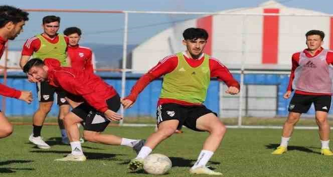 Rojhat Sağlam: "İlk kez A Takım’da oynadığım için çok mutluyum"