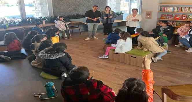 Salihli’de çocuklar jeotermal ile buluşuyor