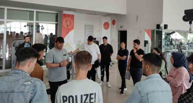 Meslek lisesi öğrencileri NEVÜ’de