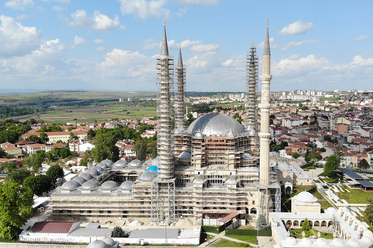 Edirne Selimiye Camii&#039;nde restorasyon çalışmaları sürüyor