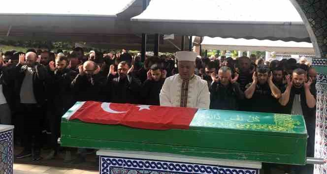 6 cana umut olan Mert’in cenaze namazı kılındı