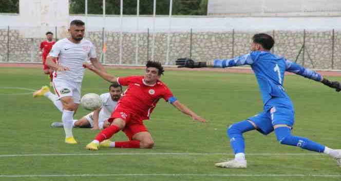 TFF 3. Lig Play-off: Karaman FK: 2 - Ayvalıkgücü Belediyespor: 1