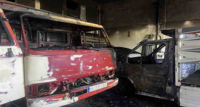 Nevşehir’de işyerinde çıkan yangında 1 kişi yaralandı, 3 araçta hasar oluştu