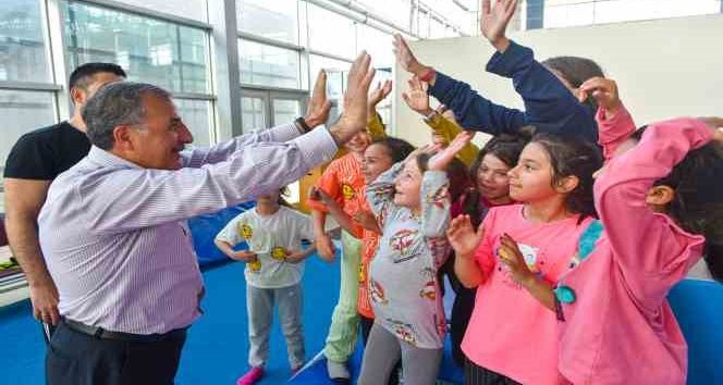KMÜ’nün ‘Haydi Gel Spor Yapalım’ projesine çocuklar yoğun ilgi gösterdi