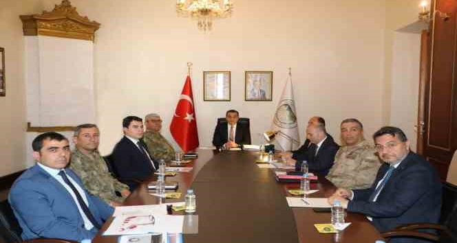 Kars’ta güvenlik ve asayiş toplantısı yapıldı