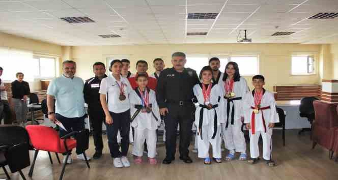 İpeksi Dokunuş’ta madalyalar geliyor