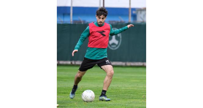 Giresunspor’da Rahmetullah Berişbek takımdan ayrıldı