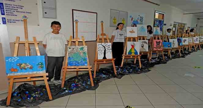 Çeşmeli öğrenciler atıkları sanat eserlerine dönüştürdü
