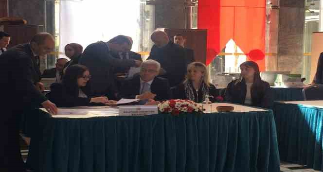 TBMM’de milletvekili kayıtları devam ediyor