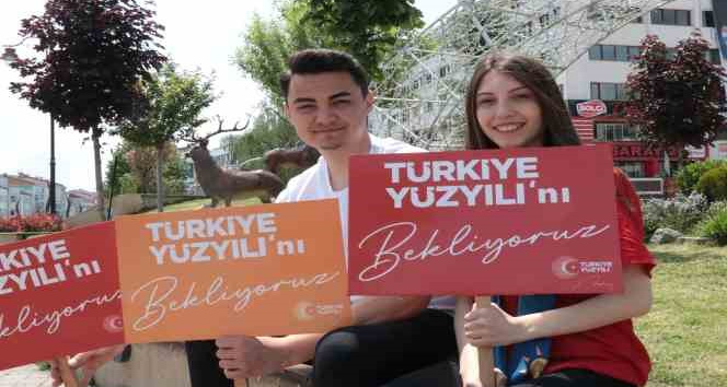 Gençler 20 farklı noktada 4 saat boyunca bekledi