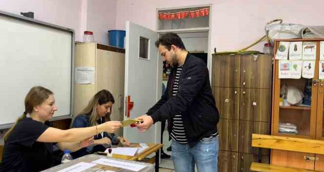 Bursa’da milyonlar sandık başına gitti
