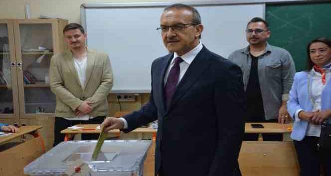 Kocaeli Valisi Yavuz: "1 milyon 516 bin 820 seçmenimiz oy kullanacak"