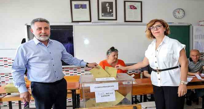 Başkan Sandal oyunu kullandı