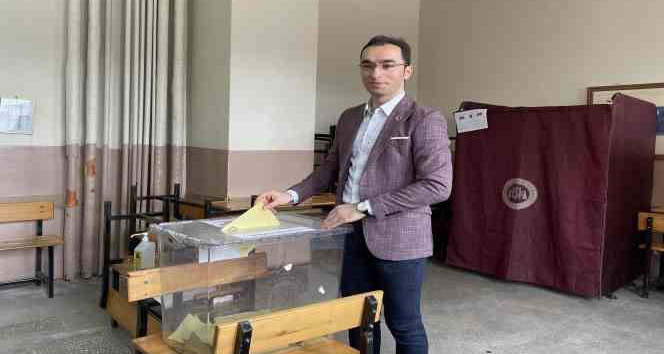 Kaymakam Göze oyunu kullandı